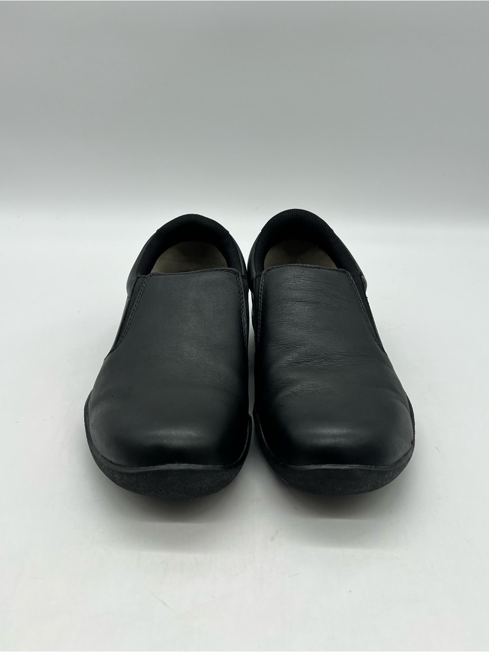 Kuru Kivi II Mens 10.5 Black Leather Slip On Loafers Wide Comfort Walking Shoes